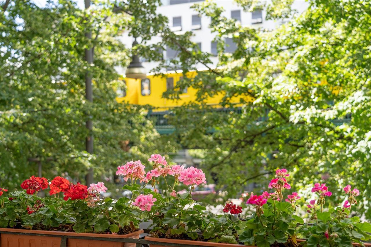 Holiday 33 Apartments Efg Schoenhauser Allee Mit Balkon برلين المظهر الخارجي الصورة