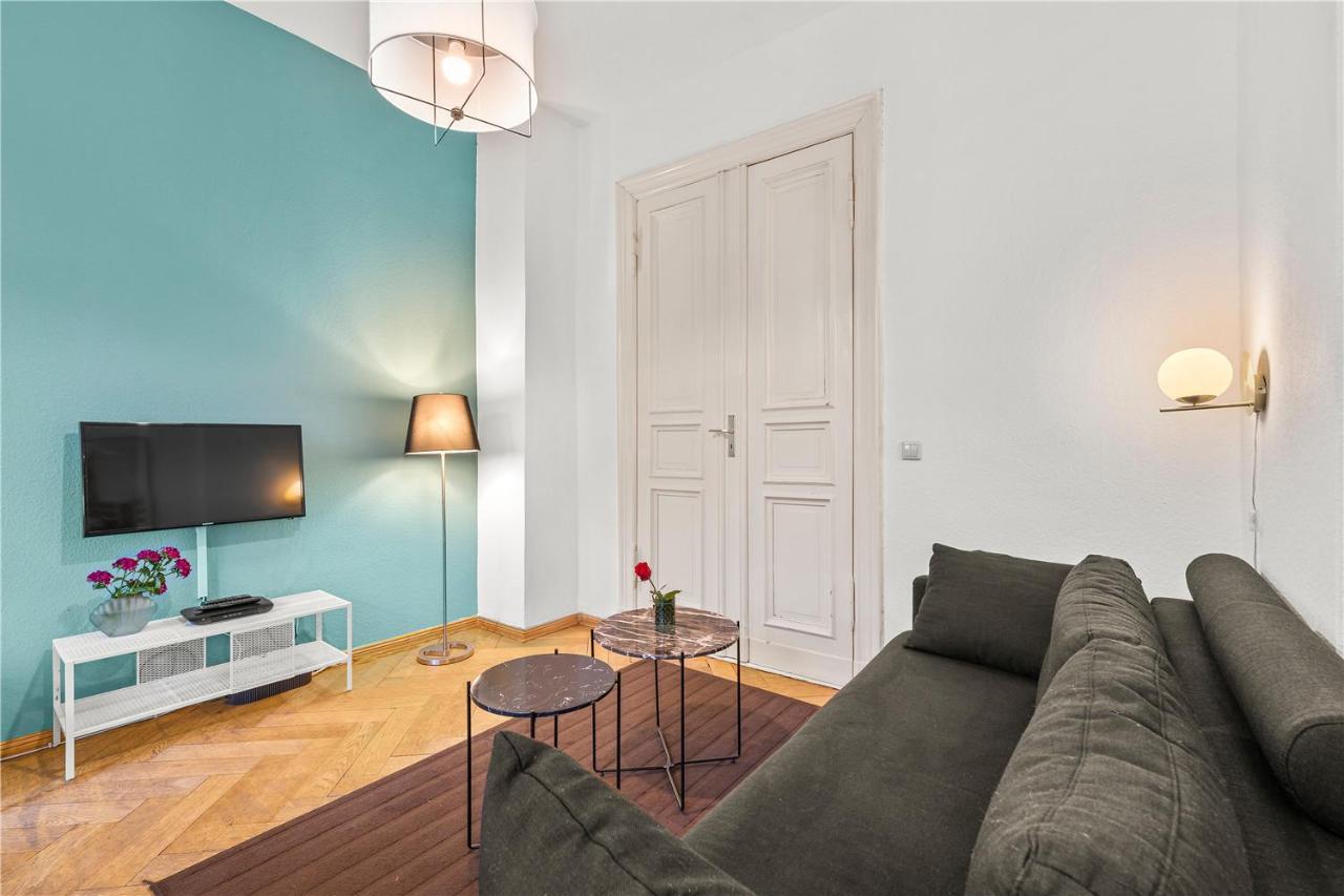 Holiday 33 Apartments Efg Schoenhauser Allee Mit Balkon برلين المظهر الخارجي الصورة